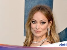 O último look de Olivia Wilde no tapete vermelho se tornou viral, comparado ao de Gollum