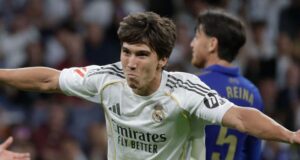 Os gols de Garcia e Bellingham deram ao Real Madrid uma vitória por 2 a 0 sobre o Real Oviedo.