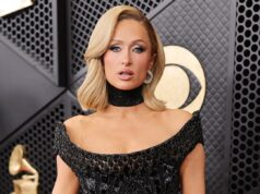 Paris Hilton parece irreconhecível com sua transformação de cabelo castanho