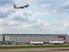 Passageiros do Reino Unido enfrentam interrupções de voo à medida que as companhias aéreas mudam as regras sobre a escassez de combustível