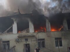 Pelo menos 30 civis mortos em bombardeamentos russos na Ucrânia