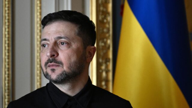 Poderiam-as-revelacoes-de-corrupcao-perto-de-Vladimir-Zelensky-enfraquecer.jpg