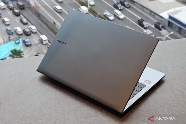 Polytron-lanca-o-Novo-Luxia-compativel-com-laptop-por-IDR.jpg