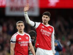 Premier League: Manchester City comete erros – e Arsenal é campeão