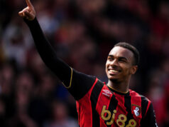 Premier League: O francês Éli Junior Kroupi iguala o recorde de precocidade graças aos 12 gols nesta temporada pelo Bournemouth