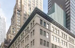 Projeto de US$ 55 milhões: como a biblioteca mais movimentada de Nova York transformou velhas prateleiras em uma sala de estar cívica.