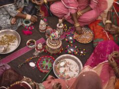 Quantos grânulos antigos das comunidades pastorais de Kutch e Barmer vão para a London Crafts Week
