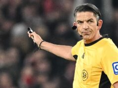 Quatro árbitros encerram o dia – o último jogo da lenda do árbitro Aytekin foi decidido