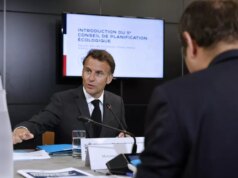 Reciclagem de plástico: Emmanuel Macron quer deixar de pagar à Europa 1,6 mil milhões de euros em multas todos os anos