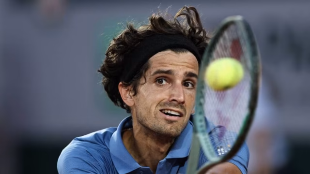 Roland-Garros-Perda-brutal-para-Pierre-Hugues-Herbert-no-final-da.avif