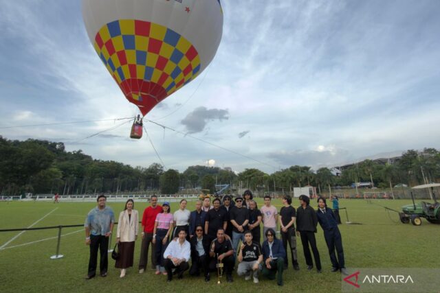 Roma-Irama-e-uma-das-musicistas-do-Malaysian-Party-Festival.jpg