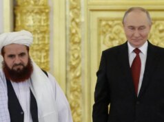 Rússia: O Kremlin quer estabelecer relações “pragmáticas” com o governo talibã no Afeganistão