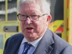 Sir Alex Ferguson foi hospitalizado antes do Manchester United vencer o Liverpool