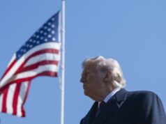 Sondagem: Quase 60 por cento dos cidadãos dos EUA desaprovam as políticas económicas de Trump.