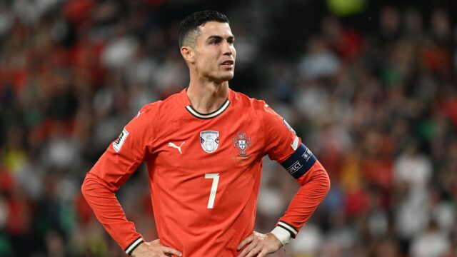 Superestrelas-gananciosas-Cristiano-Ronaldo-e-Lionel-Messi-fazem-historia-na.jpg