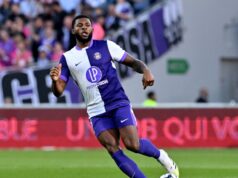 TFC: “Ele sempre defende seu time!” Mark McKenzie presta uma comovente homenagem ao técnico Carles Martinez Nowell após anunciar sua saída do Toulouse