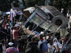 Terroristas atacam ônibus colombiano; 13 mortos e 38 feridos na explosão de um ônibus O suspeito é uma máfia do tráfico.