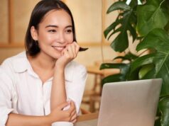 Traços de personalidade de mulheres inteligentes e elegantes