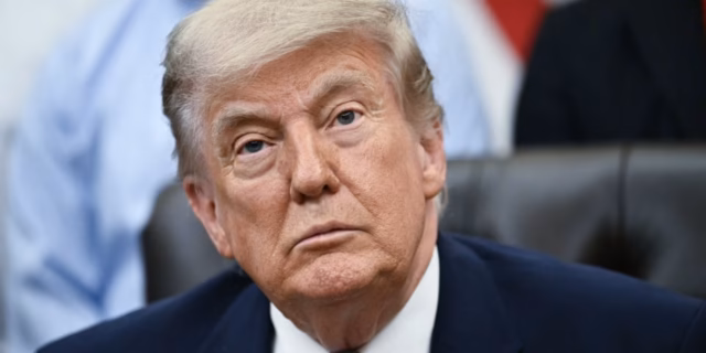 Trump-atrasou-o-pedido-de-IA-devido-a-preocupacoes-com.avif