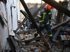Ucrânia: Dois mortos e mais de uma dúzia de feridos em ataques russos