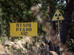 Um grande incêndio florestal eclodiu na zona radioativa de Chernobyl (Ucrânia) após a queda de um drone.