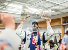 Um hat-trick de título de Berlim – protocolo partidário de um partido mestre muito forte