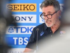 Uma decisão que irá “proteger o esporte feminino”: Sebastien Coe está feliz com a restauração das provas femininas pelo COI