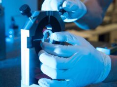Uma grande lágrima em cirurgia ocular