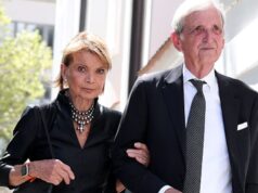 Veronica Ferres, Uschi Glas e Iris Berben no funeral de Mario Adorf