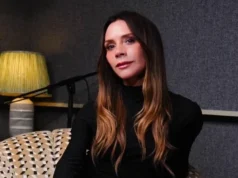 Victoria Beckham fala sobre seus filhos – Leia isto, Brooklyn!