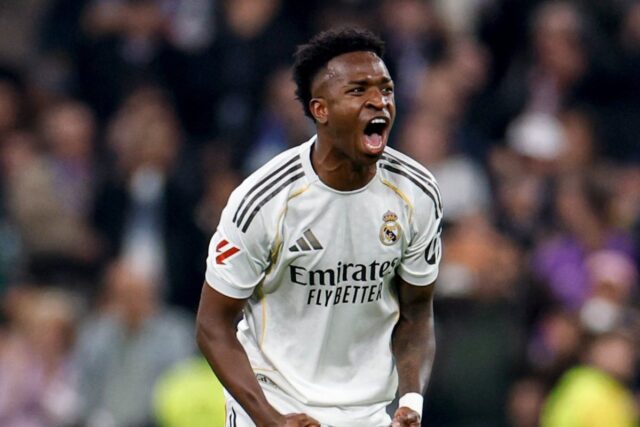 Vinicius-admite-que-nao-se-imagina-jogando-em-outro-clube.jpg