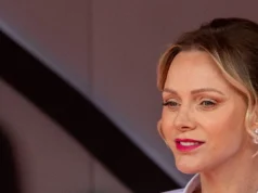 A princesa Charlène surpreendeu a todos ao aparecer em Mônaco