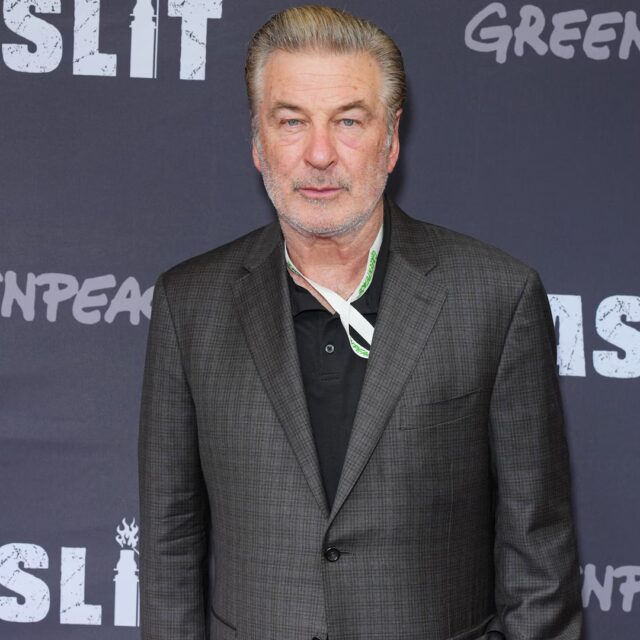 Alec-Baldwin-compartilha-uma-mensagem-importante-entre-8-criancas.jpg