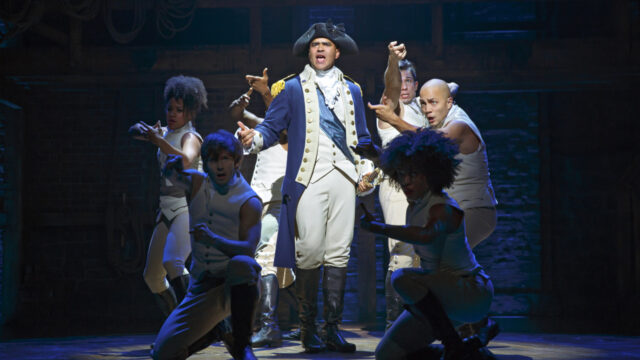 Christopher-Jackson-retornara-a-Hamilton-como-George-Washington-na-Broadway.jpg