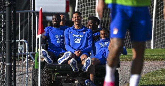 Copa-do-Mundo-de-2026-quatro-Blues-em-treinamento.jpg