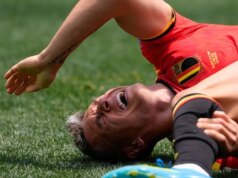 Copa do Mundo de Futebol: Jogador com dor – regras impedem tratamento