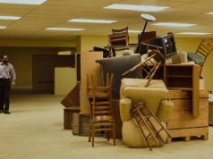 Crítica do filme ‘Backrooms’: o labirinto pós-moderno de Kane Parsons é um painel de humor impressionante para o terror da era da Internet