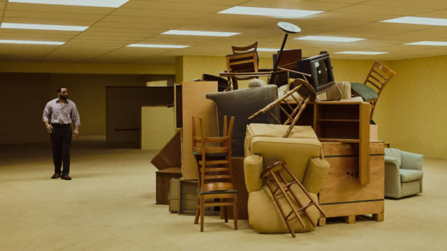 Critica-do-filme-Backrooms-o-labirinto-pos-moderno-de-Kane-Parsons.png