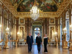 DIRETO. Guerra no Médio Oriente: Donald Trump assina um acordo para acabar com o conflito com o Irão em Versalhes, Emmanuel Macron saúda um “momento de paz”
