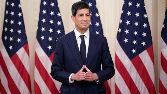 EUA-Primeira-decisao-sobre-taxa-de-juros-facilitada-para-Warsh.jpg