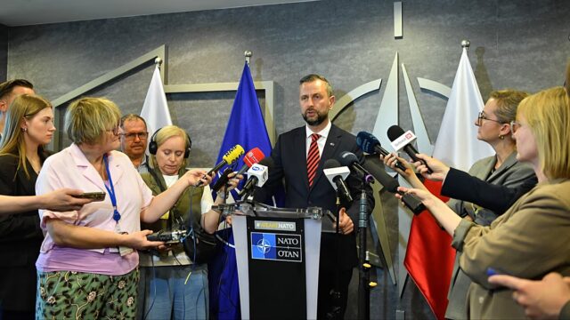 Estados-Unidos-favorecem-base-permanente-na-Polonia.jpg