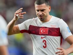 Futebol: Apesar da maioria após a estreia vermelha: Turquia está eliminada