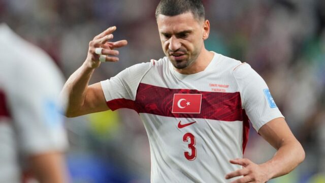 Futebol-Apesar-da-maioria-apos-a-estreia-vermelha-Turquia-esta.jpg