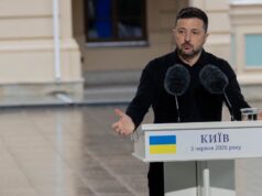 Volodymyr Zelensky diz que propôs um encontro com Vladimir Putin durante o G7 na França.