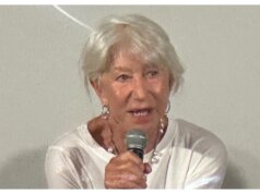 Helen Mirren diz que os artistas não são animais políticos: “Não somos políticos, os políticos são políticos” – Taormina