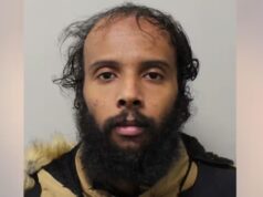 Homem somali britânico que usou 100 contas falsas para difamar jovens muçulmanos preso por 16 anos