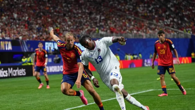 Horarios-da-copa-do-mundo-possiveis-escalacoes-arbitros-tudo-o.webp