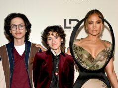J.Lo reflete sobre como criar seus gêmeos sozinha