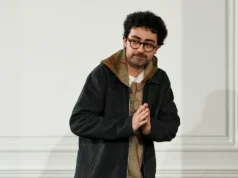 Karthik Research adia desfile de moda em Paris após morte de funcionária