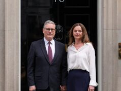 Keir Starmer anuncia sua renúncia ao cargo de primeiro-ministro britânico